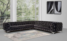Load image into Gallery viewer, Riané Chesterfield Corner Couch