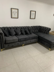 L shaped chesterfield R8999