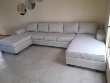 Load image into Gallery viewer, Cozy U shape couch
